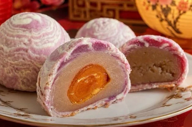 Flaky Skin Taro with Yolk
