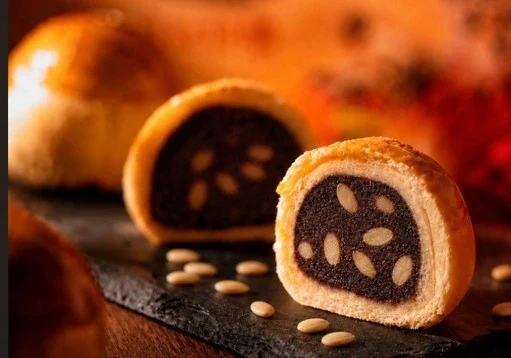 Pastry Moon Cake Red Bean with Melon Seed